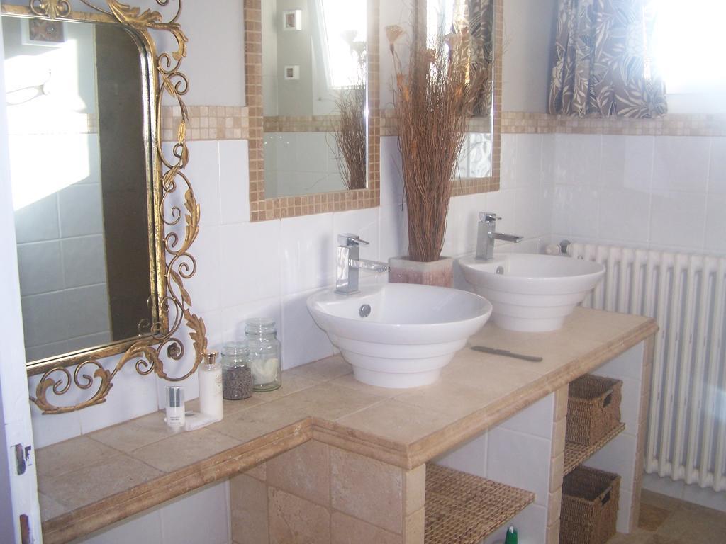 Clos Marjolie Hotel Caromb Bagian luar foto
